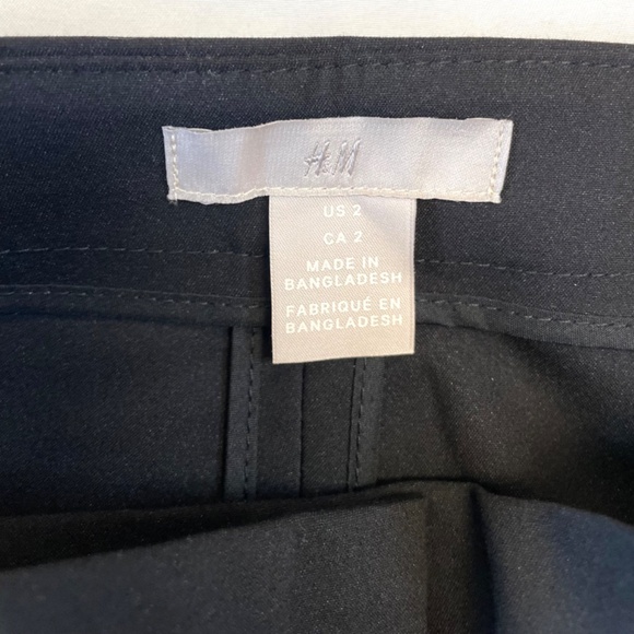 NEW H&M Skinny Leg Mid-Rise Slacks Black Cotton Polyester Women’s Size 2 - Picture 4 of 7